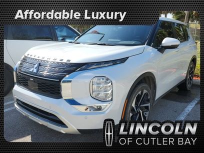 Used 2024 Mitsubishi Outlander SE