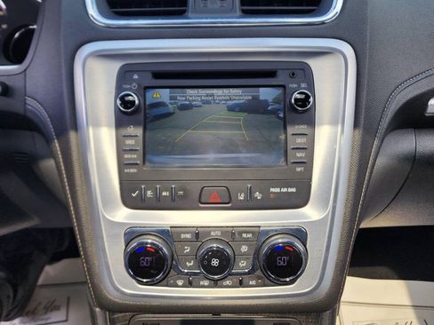 Used 2017 GMC Acadia Limited SLT AWD/4WD image 16