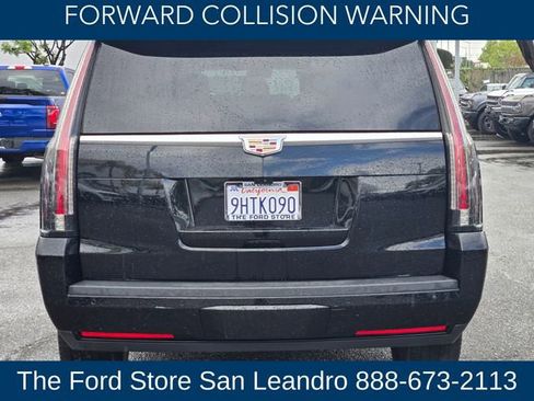 Used 2018 Cadillac Escalade ESV Platinum RWD image 9