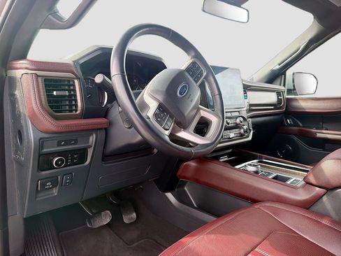 Certified 2023 Ford Expedition Limited image 10