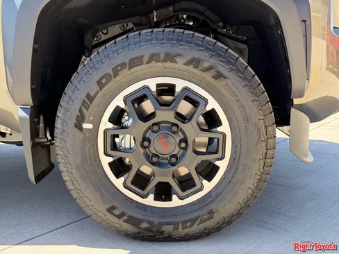 New 2026 Toyota Tacoma TRD Off-Road AWD/4WD image 11