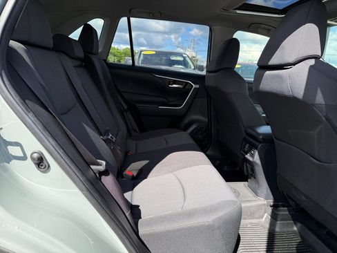 Used 2019 Toyota RAV4 XLE w/ Convenience Package AWD/4WD image 25