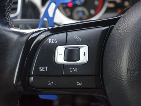 Used 2015 Volkswagen Golf R 4-Door AWD/4WD image 15