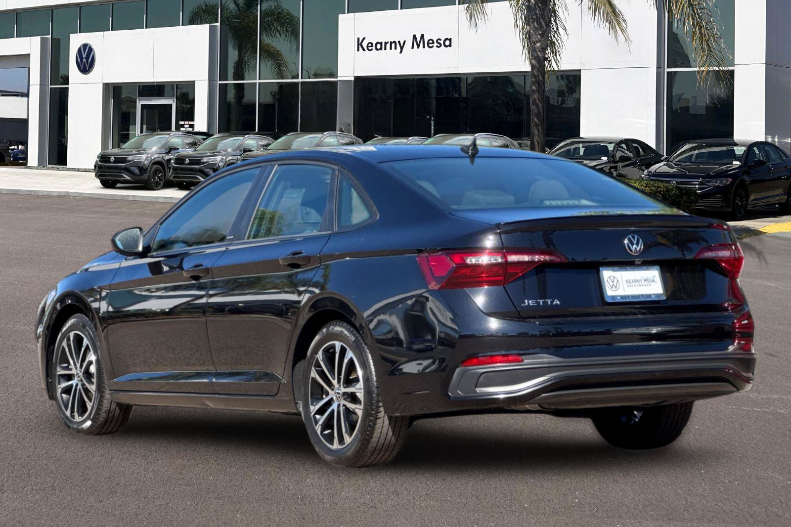 Used 2023 Volkswagen Jetta Sport FWD image 6