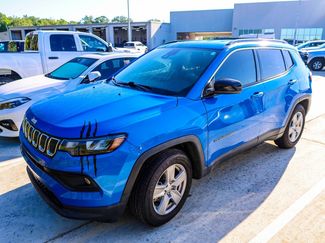 Used 2022 Jeep Compass Latitude FWD video 1