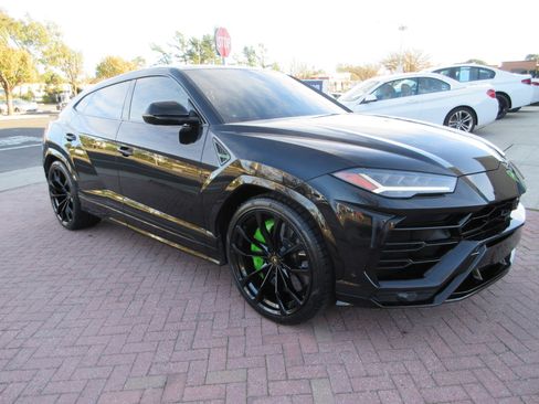 Used 2022 Lamborghini Urus image 84