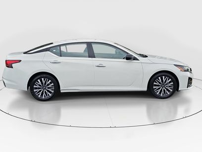 Used 2025 Nissan Altima 2.5 SV