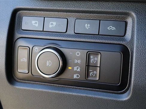Used 2024 Ford F350 Platinum AWD/4WD image 23