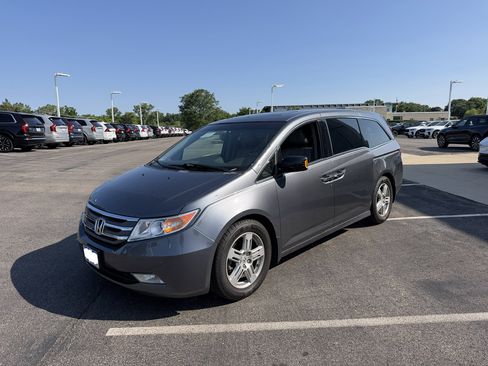 Used 2012 Honda Odyssey Touring Elite image 6