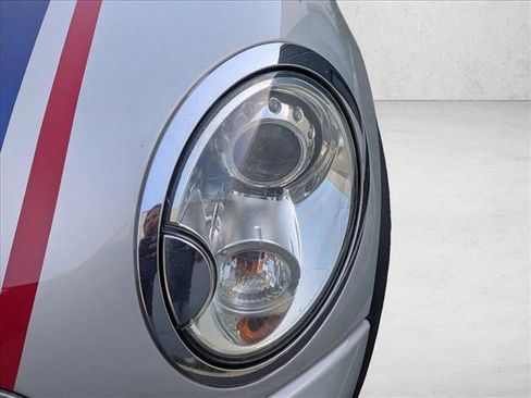 Used 2014 MINI Cooper S image 11