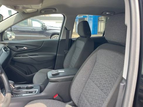 Used 2024 Chevrolet Equinox LT w/ LPO, Floor Liner Package FWD image 15