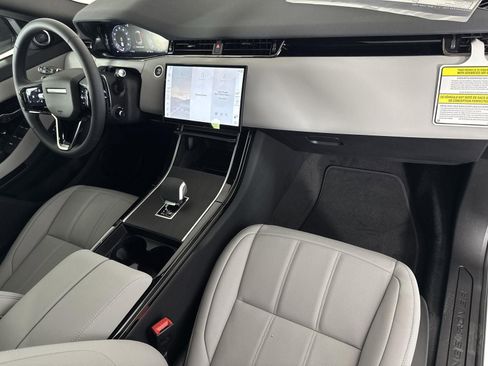 Used 2026 Land Rover Range Rover Evoque S image 36