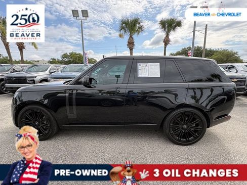 Used 2024 Land Rover Range Rover SE AWD/4WD image 4