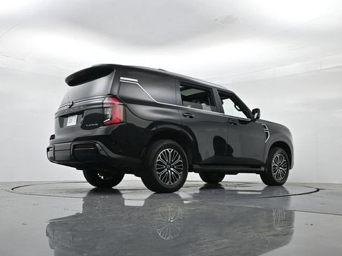 Used 2025 Nissan Armada Platinum AWD/4WD image 35