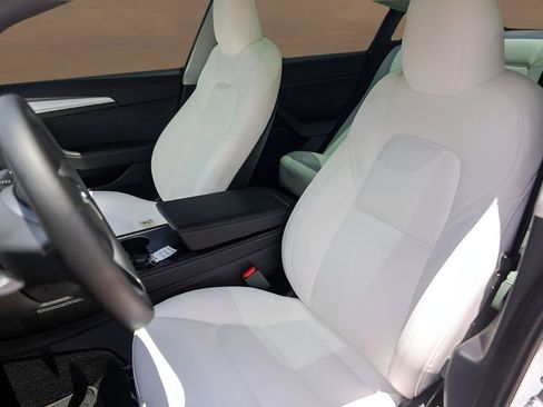 Used 2023 Tesla Model 3 Long Range AWD/4WD image 7