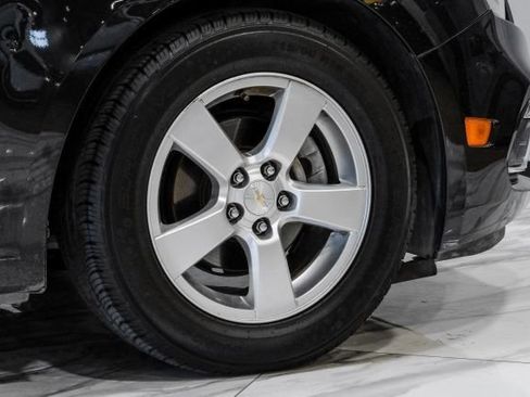 Used 2015 Chevrolet Cruze LT FWD image 55
