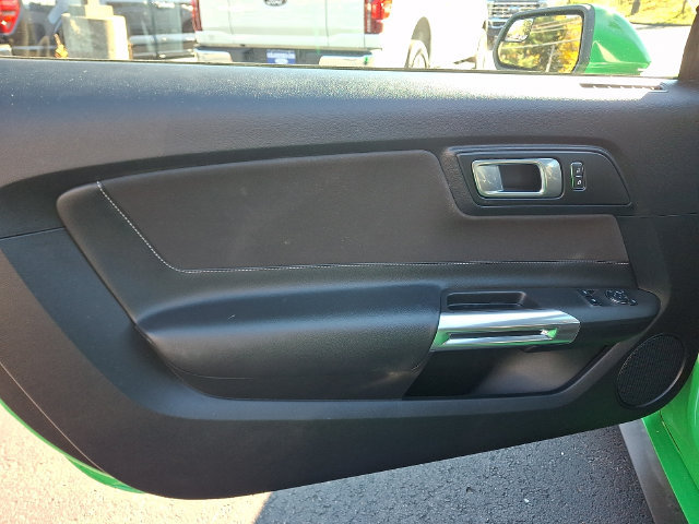 Used 2019 Ford Mustang GT RWD image 15