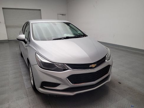 Used 2016 Chevrolet Cruze LT w/ Convenience Package FWD image 14
