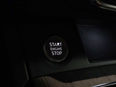 Used 2023 Audi Q5 2.0T Premium w/ Convenience Package image 32