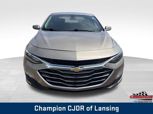 Used 2022 Chevrolet Malibu LT FWD image 11