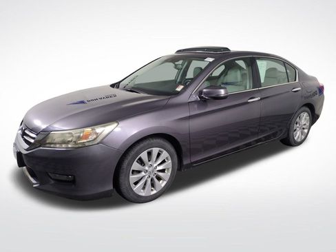 Used 2015 Honda Accord Touring image 1