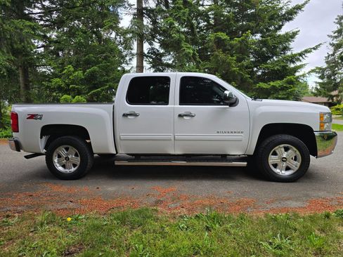 Used 2013 Chevrolet Silverado 1500 LT AWD/4WD image 7