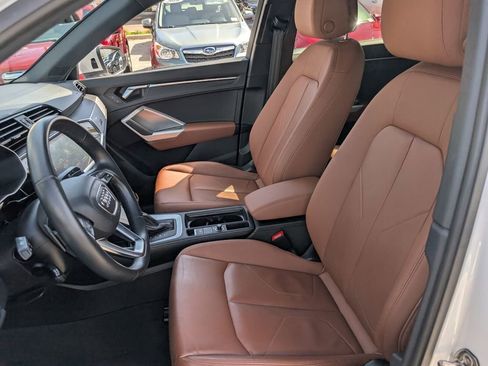 Used 2021 Audi Q3 2.0T Premium image 10