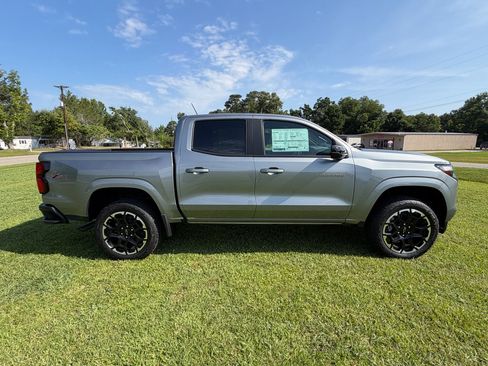 New 2026 Chevrolet Colorado Z71 w/ Z71 Convenience Package 2 AWD/4WD image 2