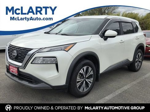 Used 2023 Nissan Rogue SV image 1