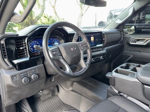 Used 2023 Chevrolet Silverado 1500 RST AWD/4WD image 22