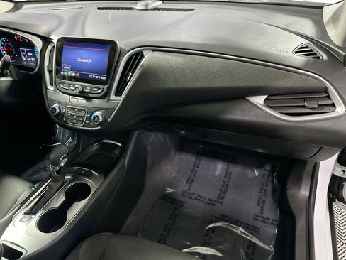 Used 2023 Chevrolet Malibu LT image 36