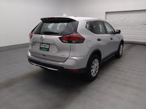 Used 2019 Nissan Rogue S AWD/4WD image 9