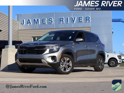 Used 2025 Kia Seltos LX