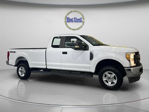 Used 2017 Ford F250 XL w/ Power Equipment Group AWD/4WD image 6