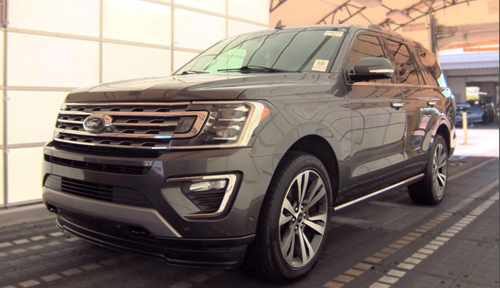 Used 2021 Ford Expedition Limited AWD/4WD image 1