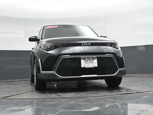 Used 2023 Kia Soul LX image 37