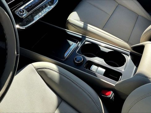 New 2026 Lincoln Corsair Premiere image 8