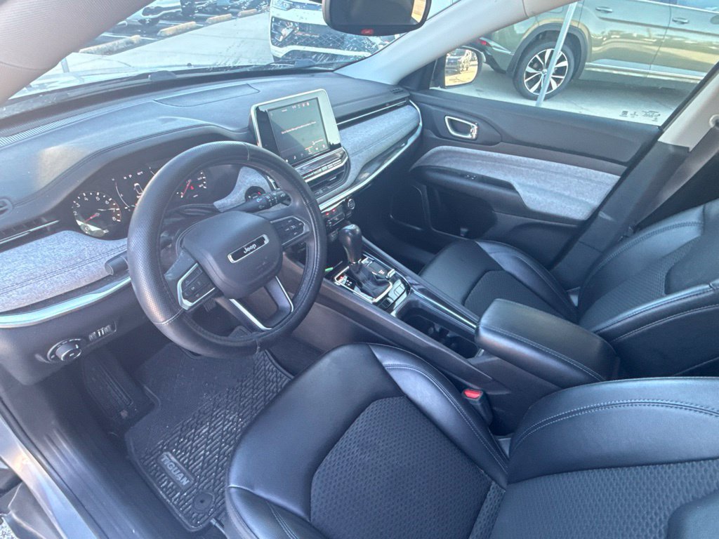 Used 2022 Jeep Compass Latitude AWD/4WD image 13