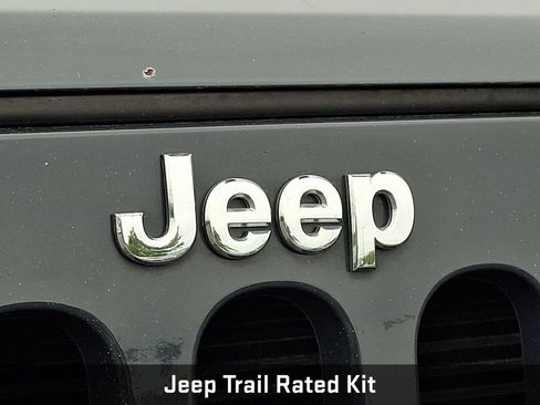 Used 2016 Jeep Wrangler Unlimited Rubicon AWD/4WD image 37