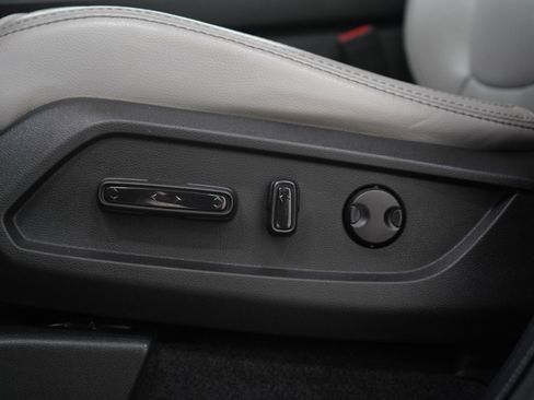 Used 2024 Honda Pilot EX-L image 32