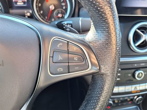 Used 2019 Mercedes-Benz CLA 250 image 18