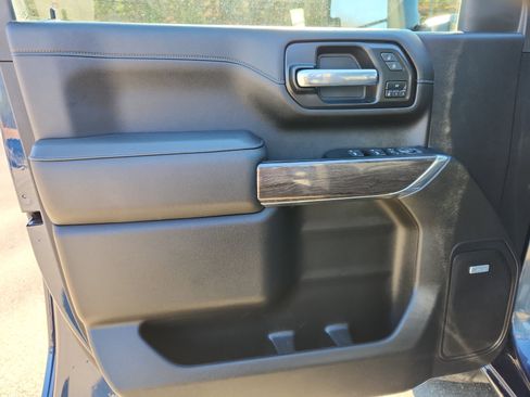 Used 2023 Chevrolet Silverado 2500 LTZ w/ LTZ Plus Package image 23