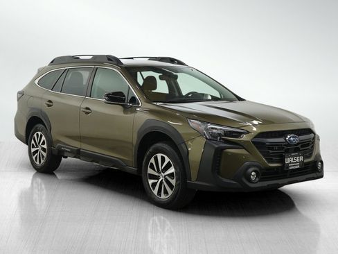 Used 2024 Subaru Outback Premium AWD/4WD image 7