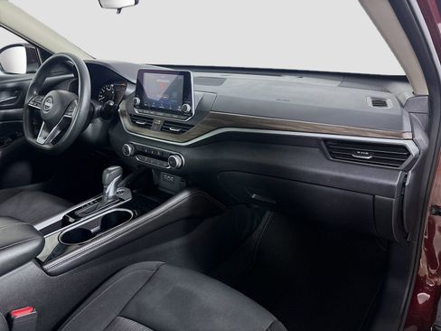 Used 2023 Nissan Altima 2.5 SV FWD image 26