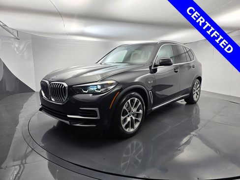 Certified 2023 BMW X5 xDrive45e w/ Luxury Seating Package image 8