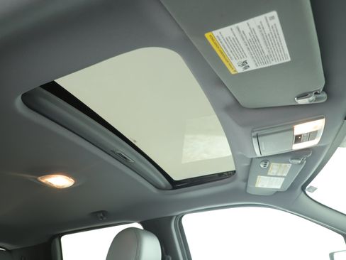 Used 2014 Ford F150 Lariat w/ Equipment Group 502A Luxury image 9