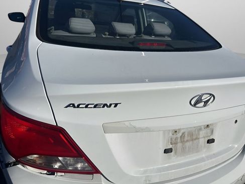 Used 2016 Hyundai Accent SE image 14