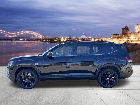 New 2026 Volkswagen Atlas SE image 2