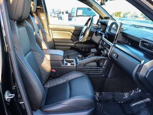 Used 2025 Toyota 4Runner TRD Off-Road Premium w/ Tow Technology Package AWD/4WD image 20