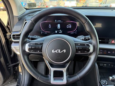 Used 2023 Kia Sportage EX FWD image 14